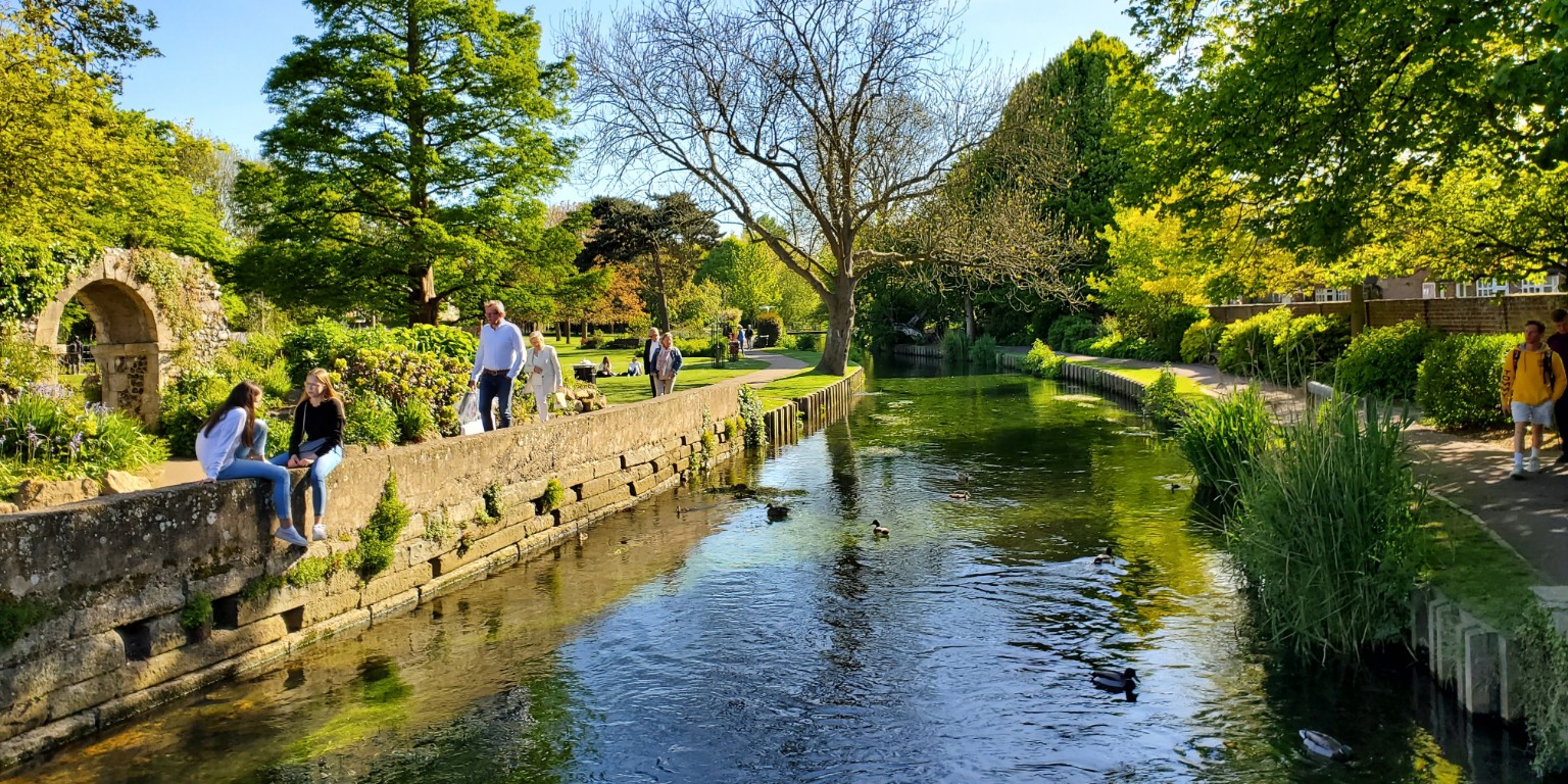 HIEP students in the UK - Chelsea Theobalds photo of a beautiful garden with a canal near the west gates of Canterbury.